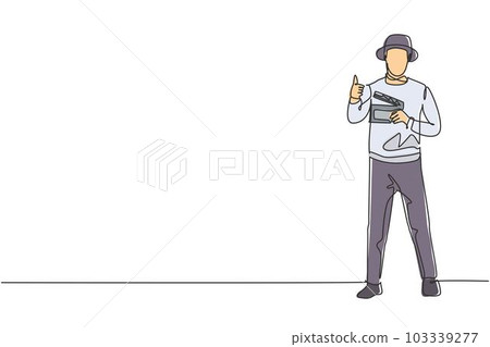Single continuous line drawing film director stands with a thumbs-up gesture while holding the clapperboard to prepare the camera crew for shooting. One line draw graphic design vector illustration. 103339277
