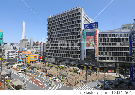 池袋站西入口 103341504