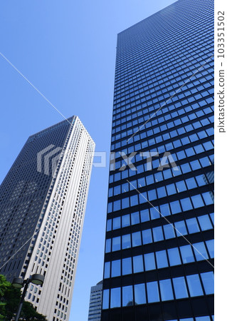 新宿三井大廈和新宿中心大廈 103351502