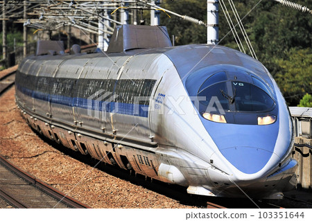 500系新幹線（V字型） 103351644
