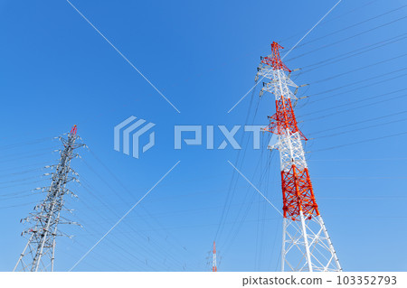 Power transmission lines, an important social infrastructure (energy image) 103352793