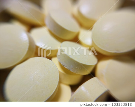 close up of pills close up of pills 103353818