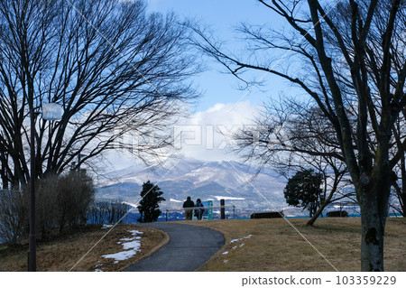 福島縣安多太郎服務區的安多太郎山 福島縣安多太郎服務區的安多太郎山 103359229