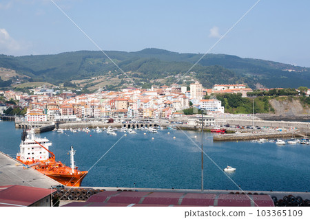 Bermeo harbour and settlement view, Spain Bermeo harbour and settlement view, Spain 103365109