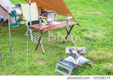 Camping life 103366175