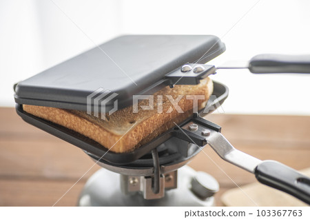 烤熱三明治 烤熱三明治 103367763