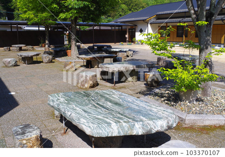 Garden view of the clear stream Nishiki River roadside station Garden view of the clear stream Nishiki River roadside station 103370107