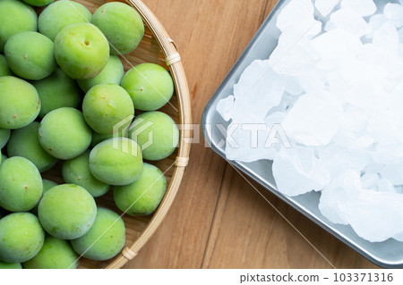 Ume work image Ume work image 103371316