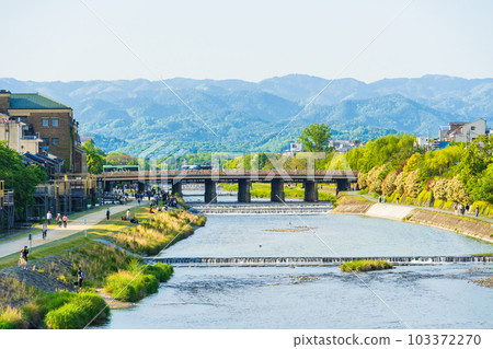 京都鴨川風光 京都鴨川風光 103372270