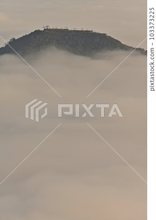 Mukouyama mountain range in autumn 103373225