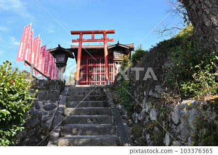 Toyokawa Inari Omijin Toyokawa Inari Omijin 103376365
