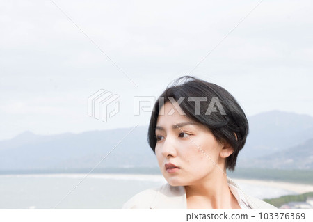 海邊的女人 海邊的女人 103376369