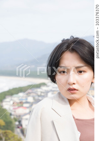 海邊的女人 海邊的女人 103376370