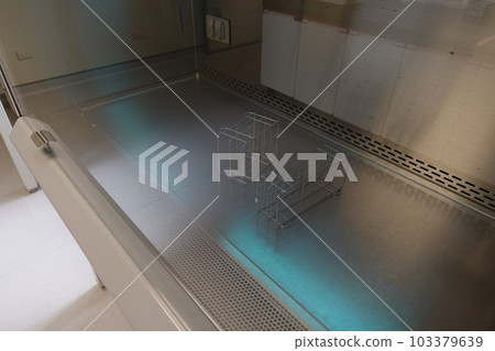 sterile operating table sterile operating table 103379639