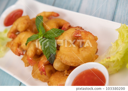 Recipe for shrimp fritters in sweet and sour sauce 103380200