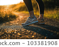 慢跑女人的腿，生成的 AI 103381908