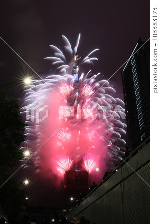 跨年 跨年 103383173