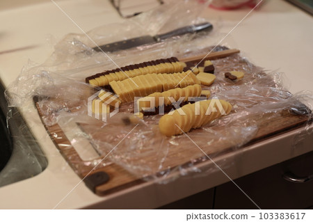 Biscuits Biscuits 103383617