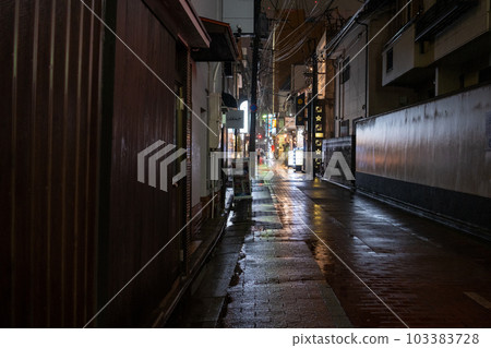 Street corner at night when it rains Kitakyushu City, Fukuoka Prefecture Street corner at night when it rains Kitakyushu City, Fukuoka Prefecture 103383728