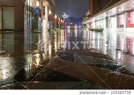 Street corner at night when it rains Kitakyushu City, Fukuoka Prefecture Street corner at night when it rains Kitakyushu City, Fukuoka Prefecture 103383730