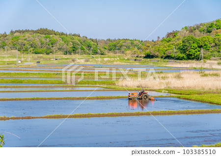 Rice planting plowing spring tractor handle 103385510