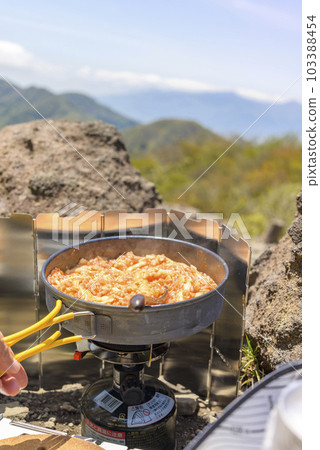 峰會的午餐時間 103388454