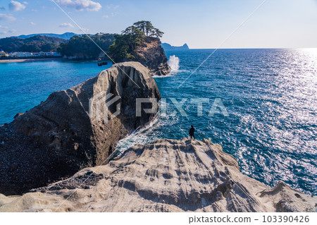 [Nishiizu Town, Shizuoka Prefecture] Coast of Dogashima 103390426