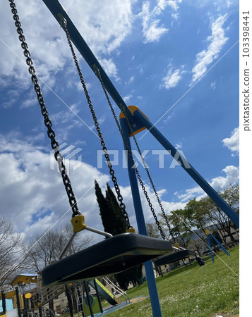 Park swings that make you want to ride no matter how old you are 103398441