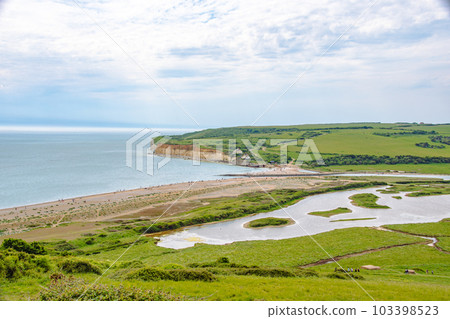 Horizon, lawn and sea view Horizon, lawn and sea view 103398523