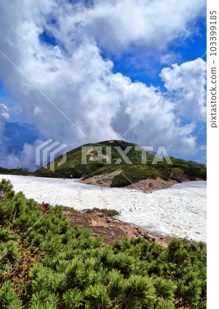 夏季唐松岳八方根的仙津溪谷風景(2021年7月,長野縣白馬村) 夏季唐松岳八方根的仙津溪谷風景(2021年7月,長野縣白馬村) 103399185