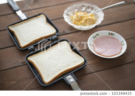 Prepared egg ham hot sandwich Prepared egg ham hot sandwich 103399435