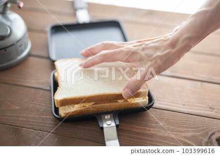 Prepared egg ham hot sandwich Prepared egg ham hot sandwich 103399616