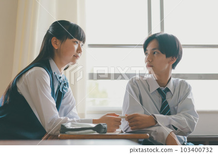 junior high school student, junior high student, middle school student 103400732