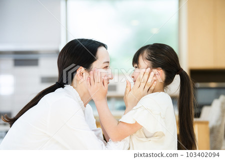 A good parent and child A good parent and child 103402094