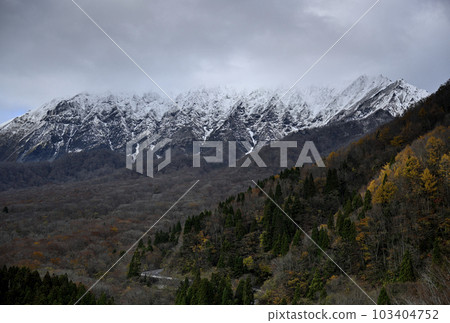 十一月的大山 103404752