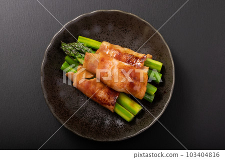 蘆筍培根纏繞 103404816