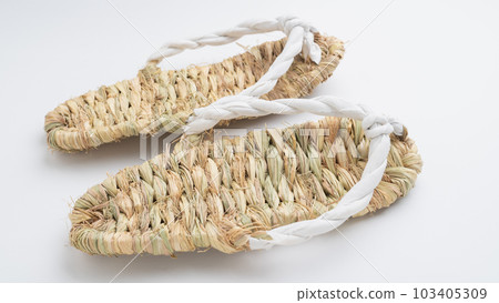 Straw sandals 103405309