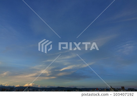 Summer dawn sky with various clouds at sunrise Sky・Sky main・220730am 103407192