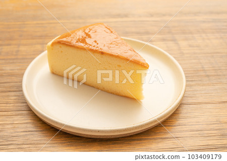 simple cheesecake simple cheesecake 103409179