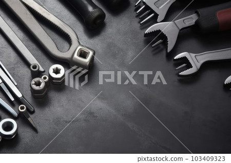 car, key, tool 103409323
