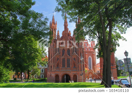 立陶宛北歐波羅的海國家世界文化遺產維爾紐斯老城聖安妮教堂和伯納丁教堂 103410110