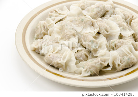 boiled gyoza  103414293