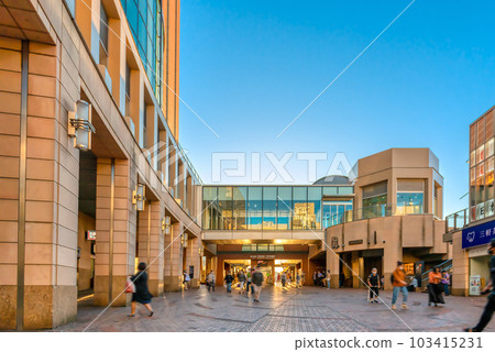 東京東急公司三軒茶屋站世田谷的街景 東京東急公司三軒茶屋站世田谷的街景 103415231