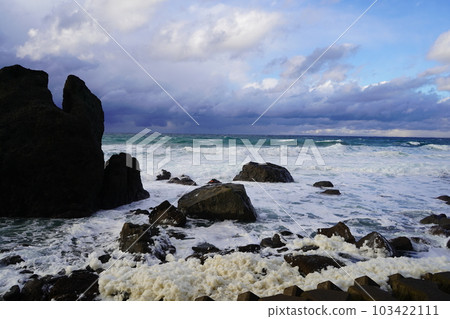 越前海岸 冬天 103422111