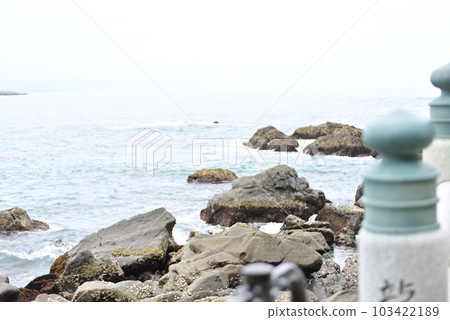 Rockyard and coast Rockyard and coast 103422189