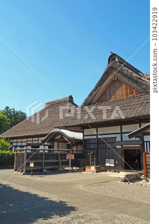 Historical Site Ashikaga School Kuri (right) and Hojo (left) [Ashikaga City, Tochigi Prefecture] 103422919