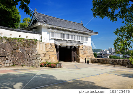 岡山城赤門門（岡山縣岡山市） 103425476