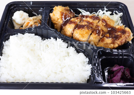 Tonkatsu lunch box Tonkatsu lunch box 103425663