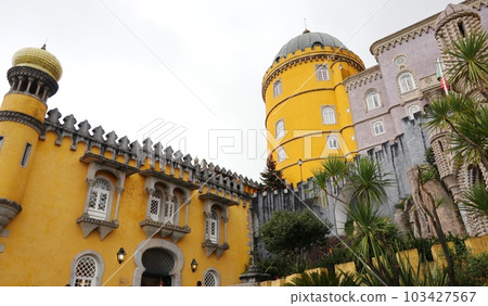 葡萄牙的世界遺產佩納宮(Palácio Nacional da Pena) 葡萄牙的世界遺產佩納宮(Palácio Nacional da Pena) 103427567
