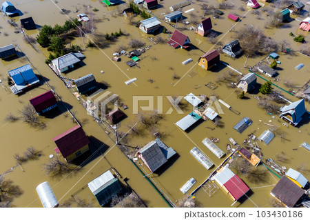 Aerial view of the flooded suburban areas during the spring flood 103430186